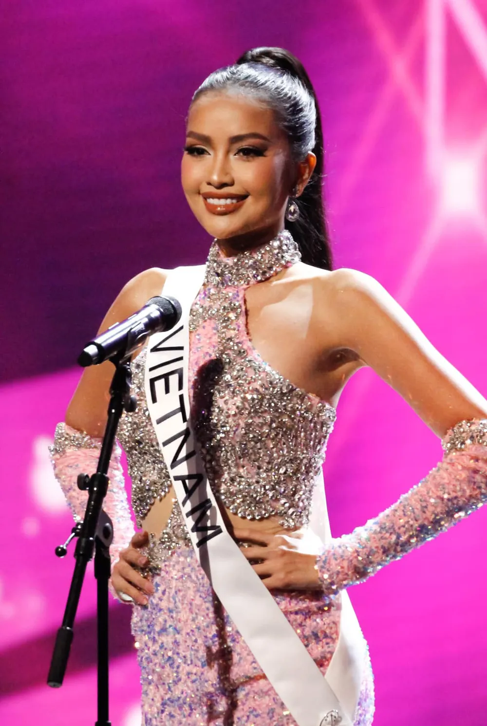 Ngọc Châu trong phần thi đồng diễn. Ảnh: Missosology