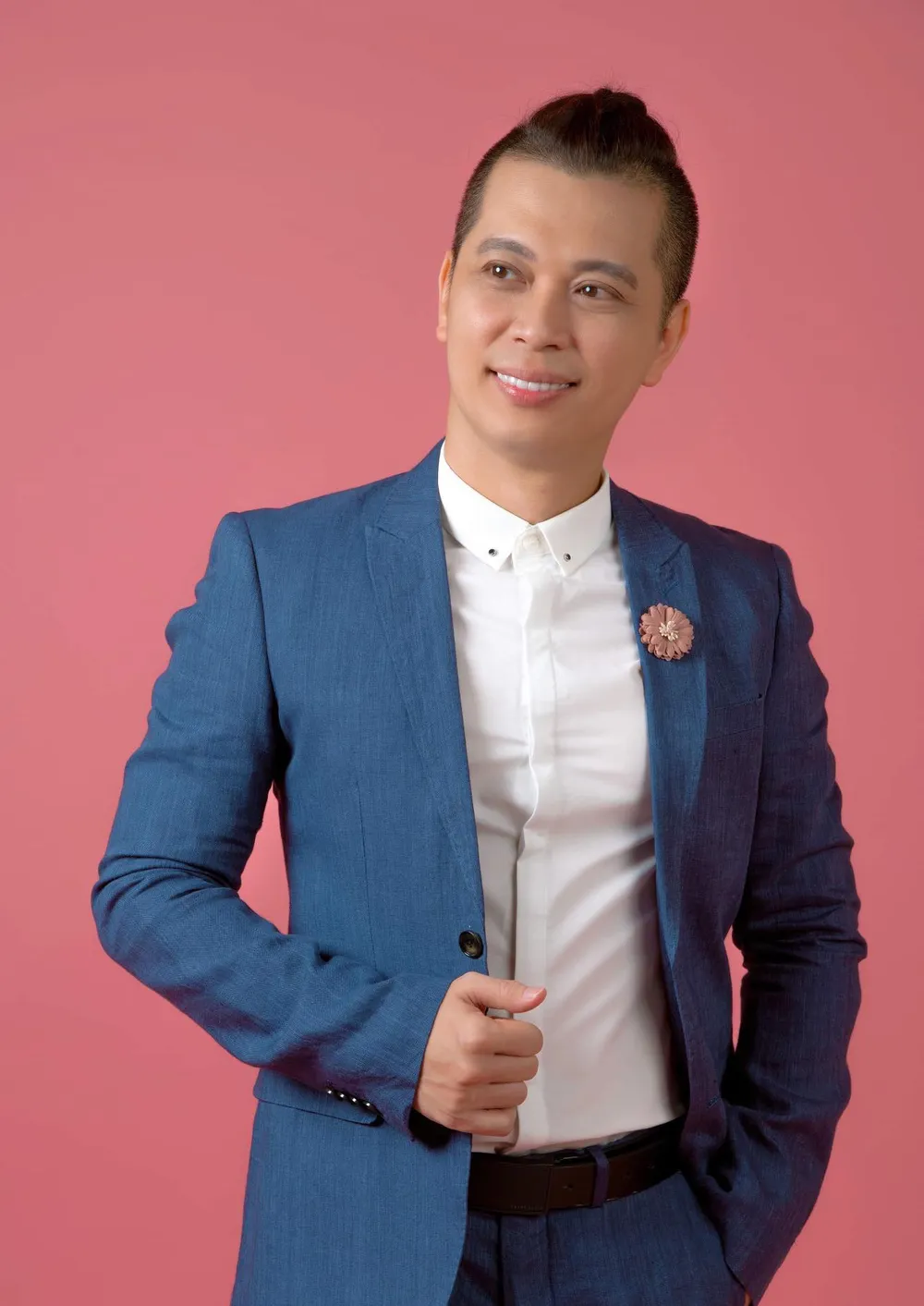 Ca sĩ Nam Khánh Ca sĩ Nam Khánh