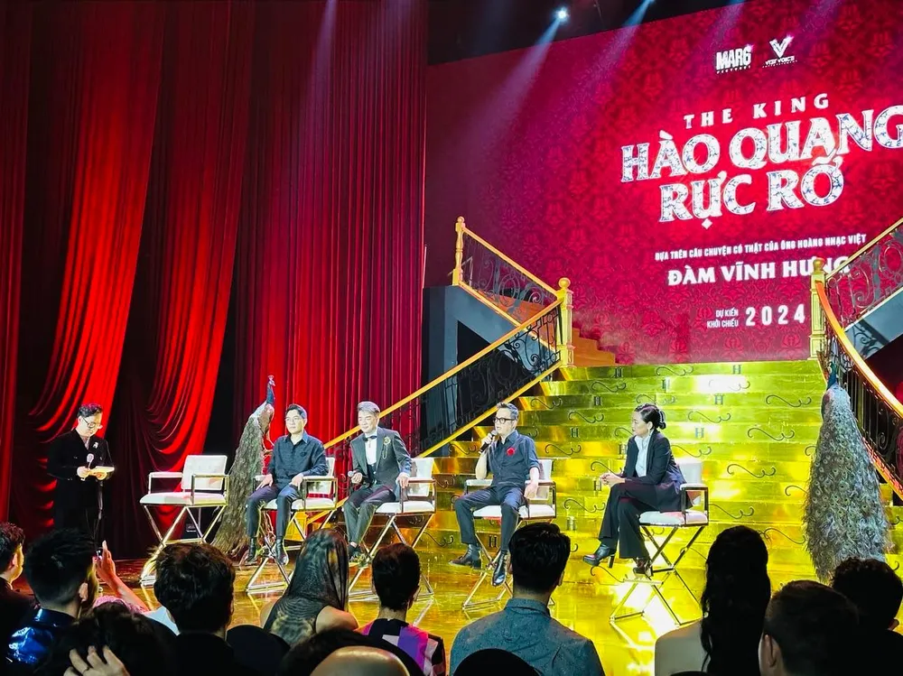 Công bố dự án điện ảnh Hào Quang Rực Rỡ - The King Công bố dự án điện ảnh Hào Quang Rực Rỡ - The King
