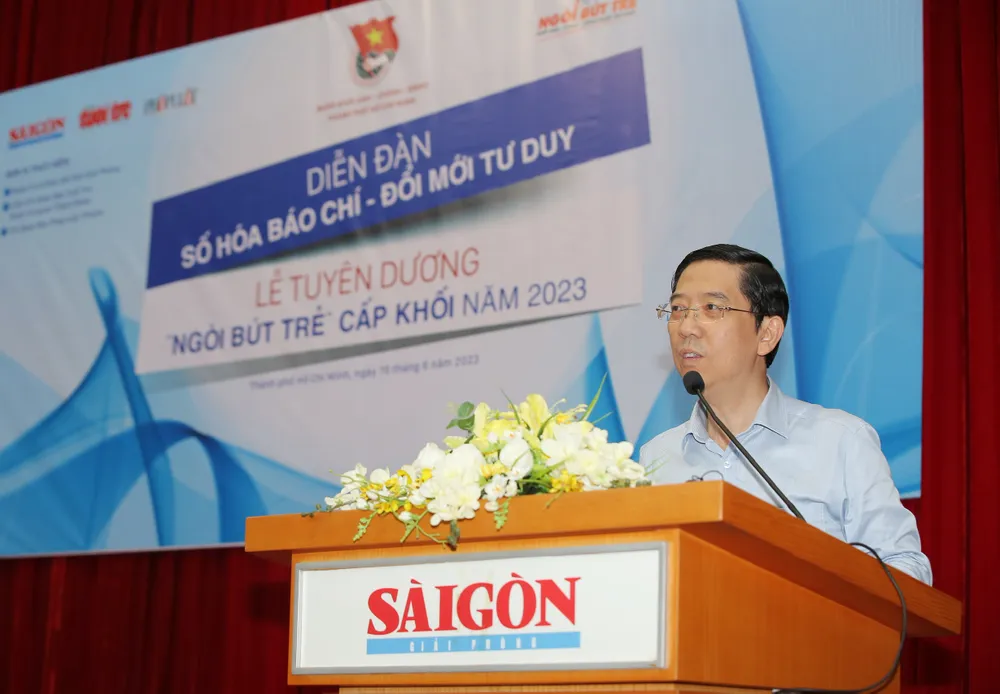 Đồng chí Nguyễn Thành Lợi phát biểu tại diễn đàn. Ảnh: DŨNG PHƯƠNG