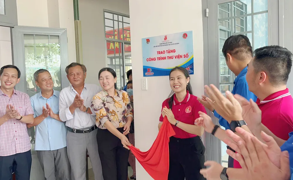 Khánh thành công trình "Thư viện thiếu nhi"