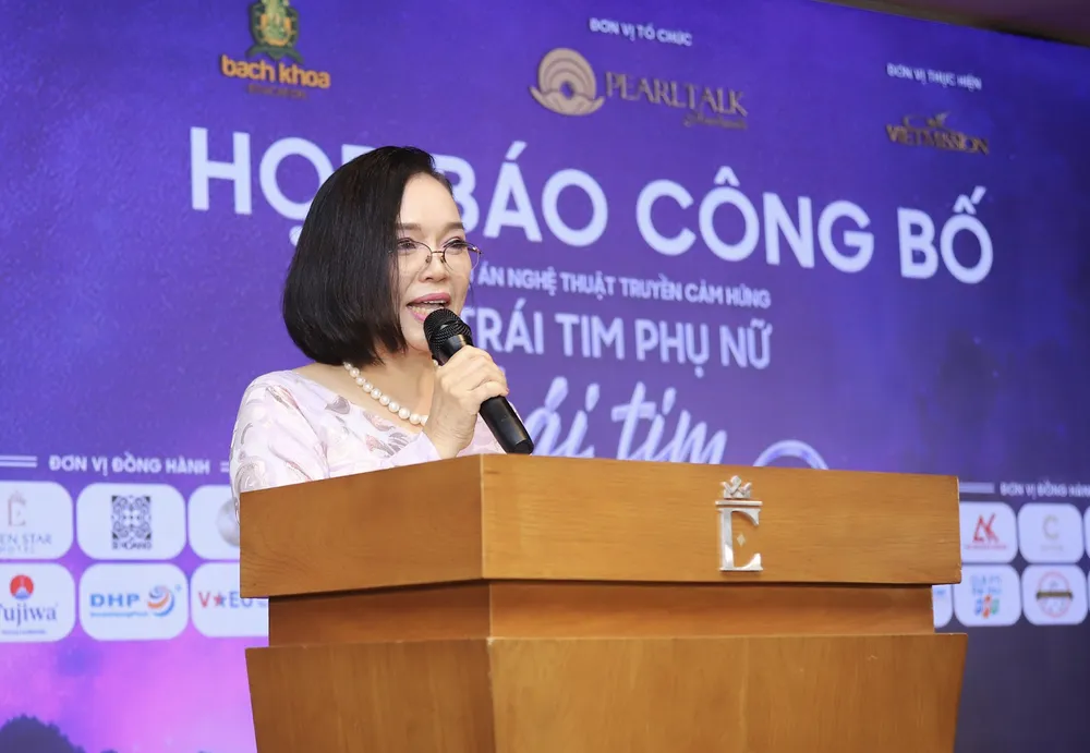 Bà Trần Thị Thao Giang, đại diện ban tổ chức chia sẻ thông tin về dự án