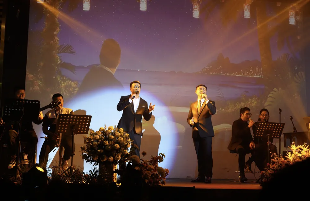 Các nghệ sĩ biểu diễn trong đêm nhạc