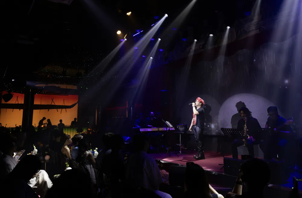 Trung Quân là giọng ca nội lực