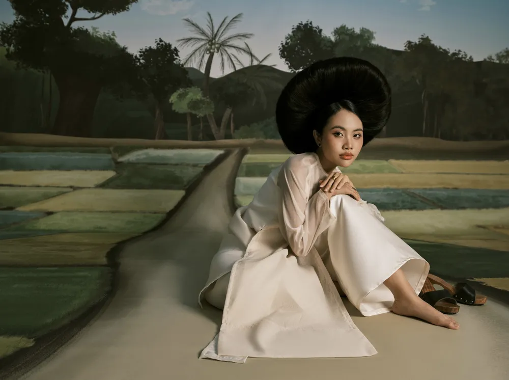 Phương Mỹ Chi cùng các cộng sự nỗ lực mang đến không gian âm nhạc đa vũ trụ Phương Mỹ Chi cùng các cộng sự nỗ lực mang đến không gian âm nhạc đa vũ trụ