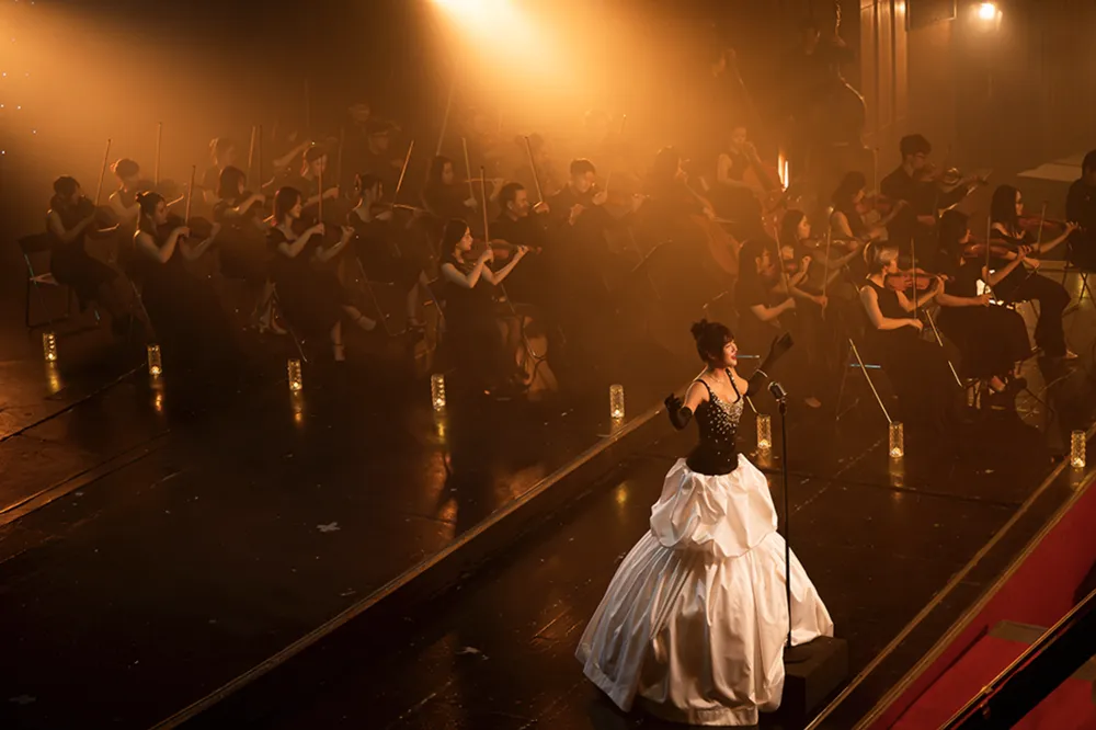 Văn Mai Hương chiêm nghiệm vui buồn cùng "Đại minh tinh" Văn Mai Hương chiêm nghiệm vui buồn cùng "Đại minh tinh"