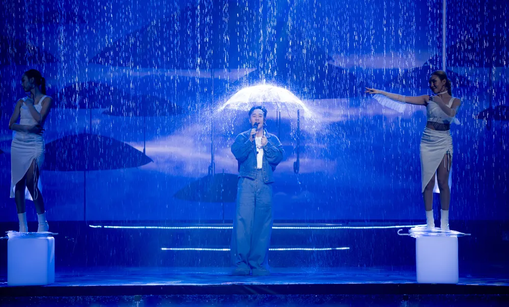 Trung Quân khẳng định đẳng cấp 15 năm với Live Concert 1589 Trung Quân khẳng định đẳng cấp 15 năm với Live Concert 1589