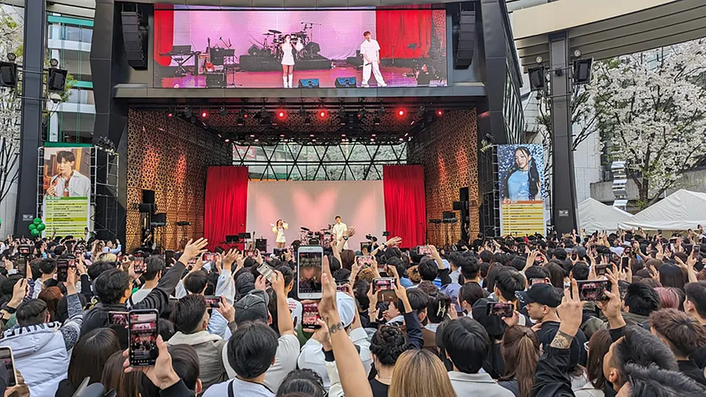 Le hoi Viet Nam tai Nhat Ban - Cre Fanpage chuong trinh (2).jpg