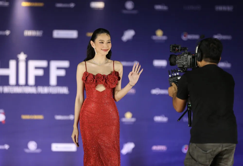 Ảnh chụp Màn hình 2024-04-13 lúc 19.53.29.png