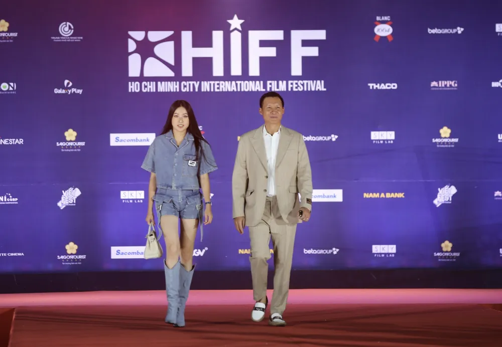 Ảnh chụp Màn hình 2024-04-13 lúc 19.54.00.png