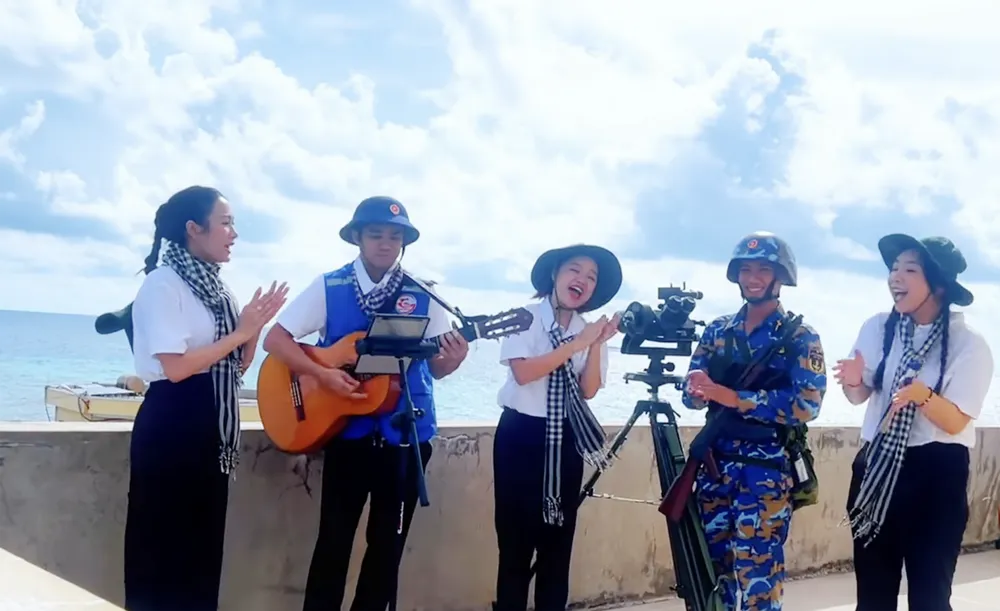 Ảnh chụp Màn hình 2024-06-23 lúc 14.37.26.png