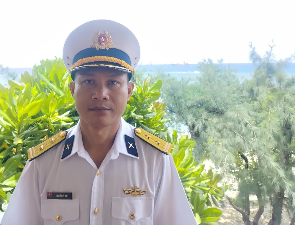 SINH TỒN ĐÔNG.jpg