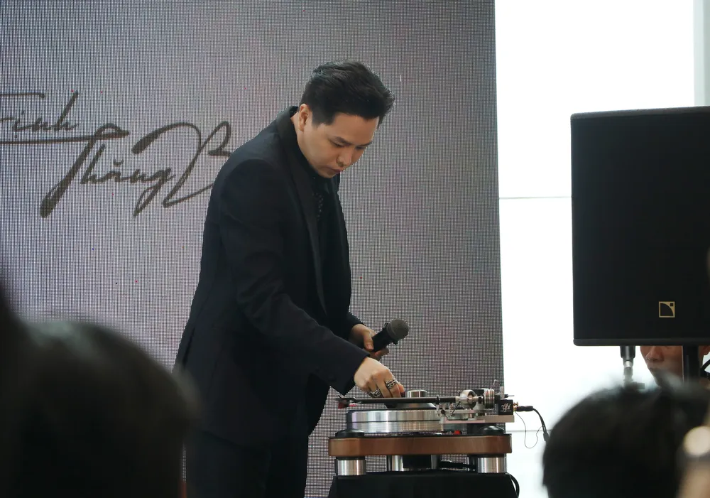 Trịnh Thăng Bình.jpg