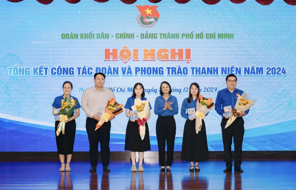 Ảnh chụp Màn hình 2024-12-31 lúc 16.57.47.png