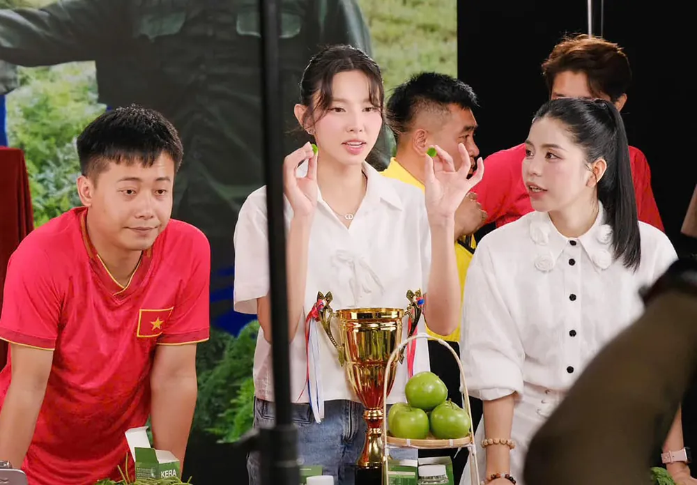 kẹo rau củ KERA Vietnam 2.jpg