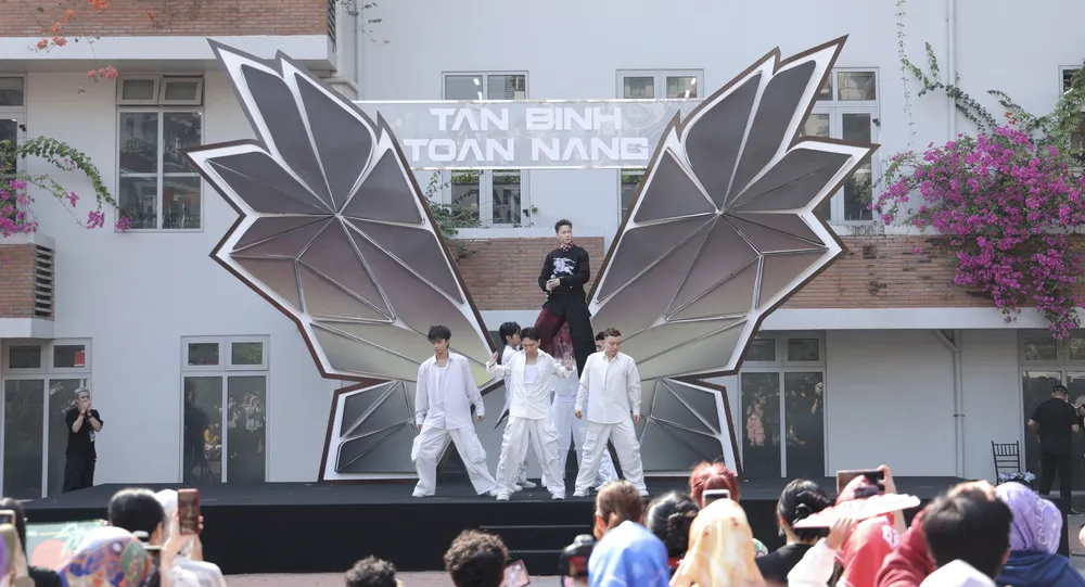 Ảnh chụp Màn hình 2025-03-15 lúc 23.02.19.png