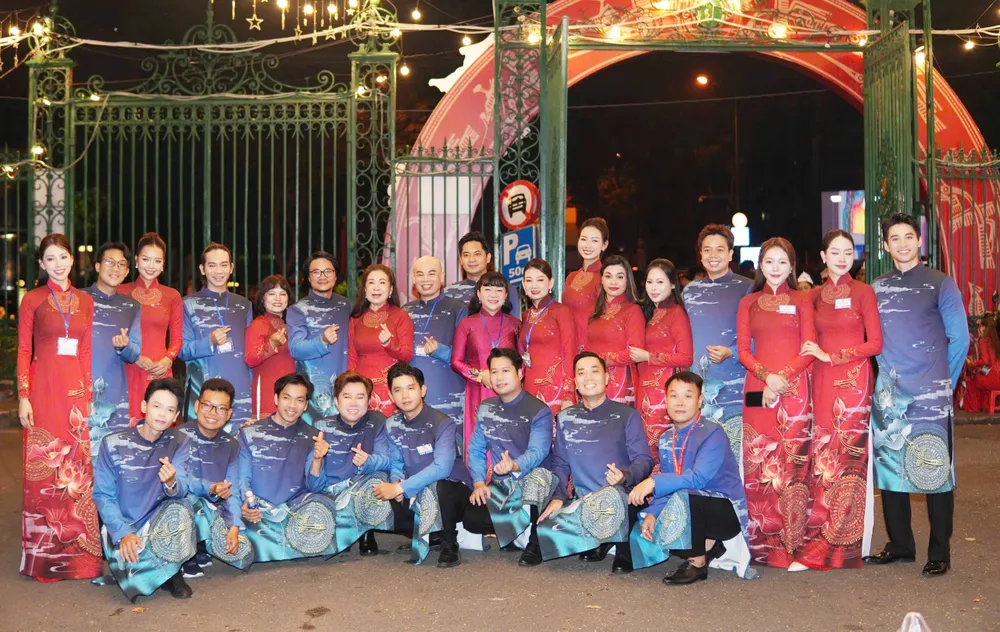 SEN VÃNG - DIá»U HÃNH 30_4 (2).JPG