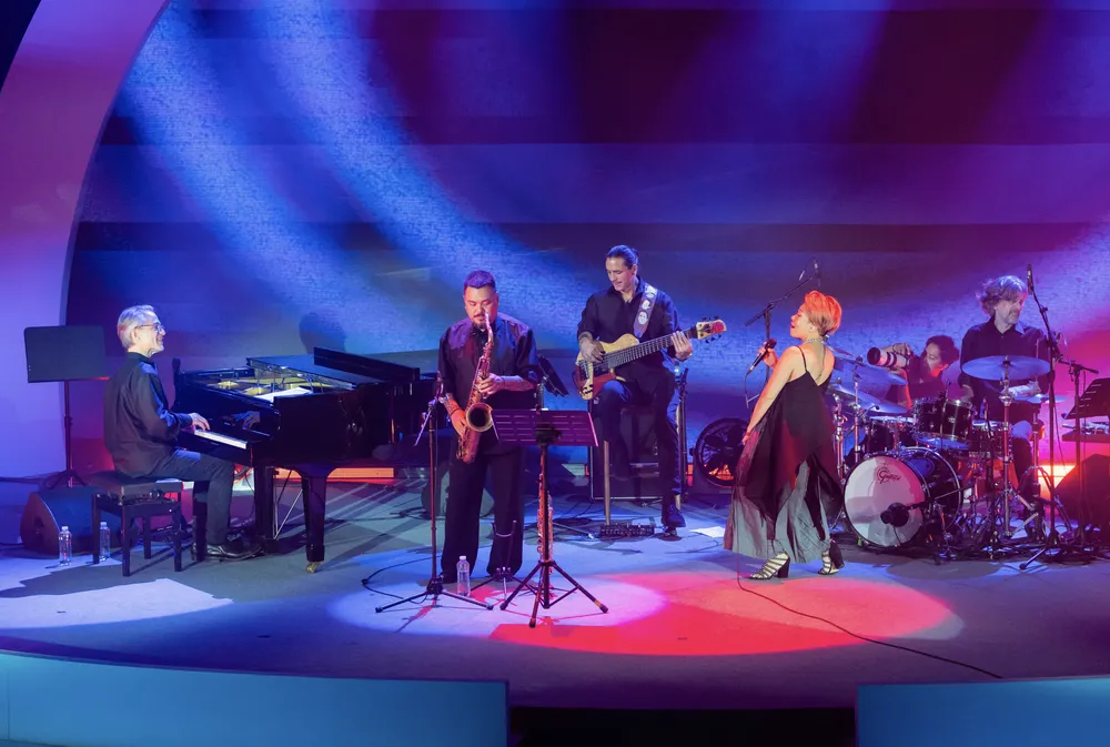 Ảnh chụp Màn hình 2025-11-16 lúc 12.24.16.png