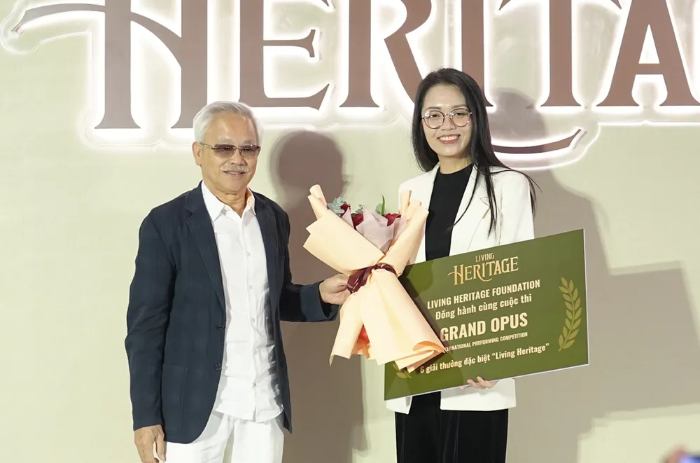 Ảnh chụp Màn hình 2025-11-16 lúc 12.34.40.png