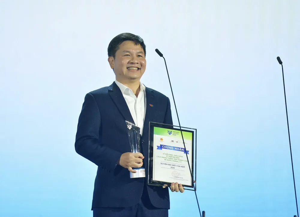 Ảnh chụp Màn hình 2025-11-30 lúc 02.50.43.png