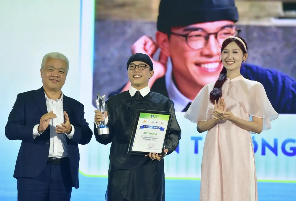 Ảnh chụp Màn hình 2025-11-30 lúc 02.54.22.png