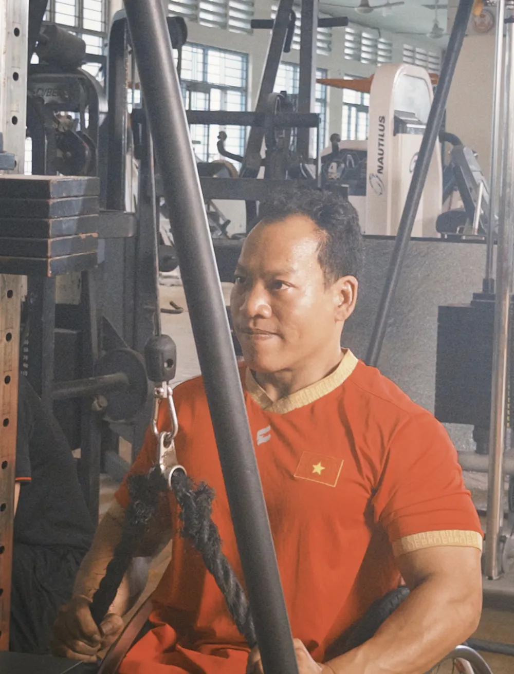 Ảnh chụp Màn hình 2025-12-16 lúc 21.50.31.png