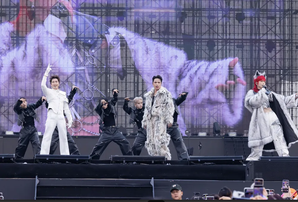 Ảnh chụp Màn hình 2025-12-21 lúc 01.24.27.png