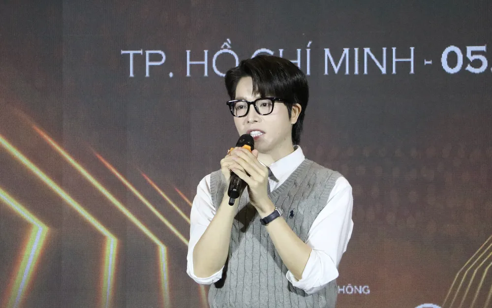 Ảnh chụp Màn hình 2026-03-05 lúc 19.34.09.png