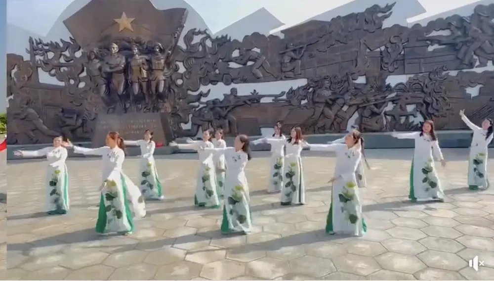 Ảnh chụp Màn hình 2026-03-08 lúc 12.18.16.png