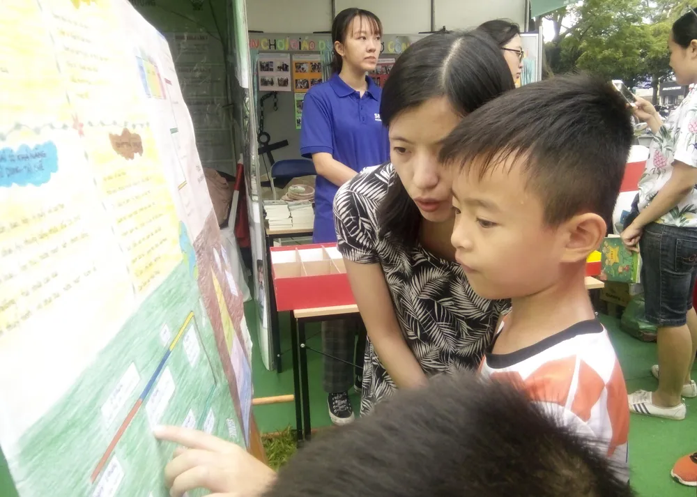 Đổi sách cũ lấy cây xanh tại Ngày hội sống xanh 2019 ảnh 6