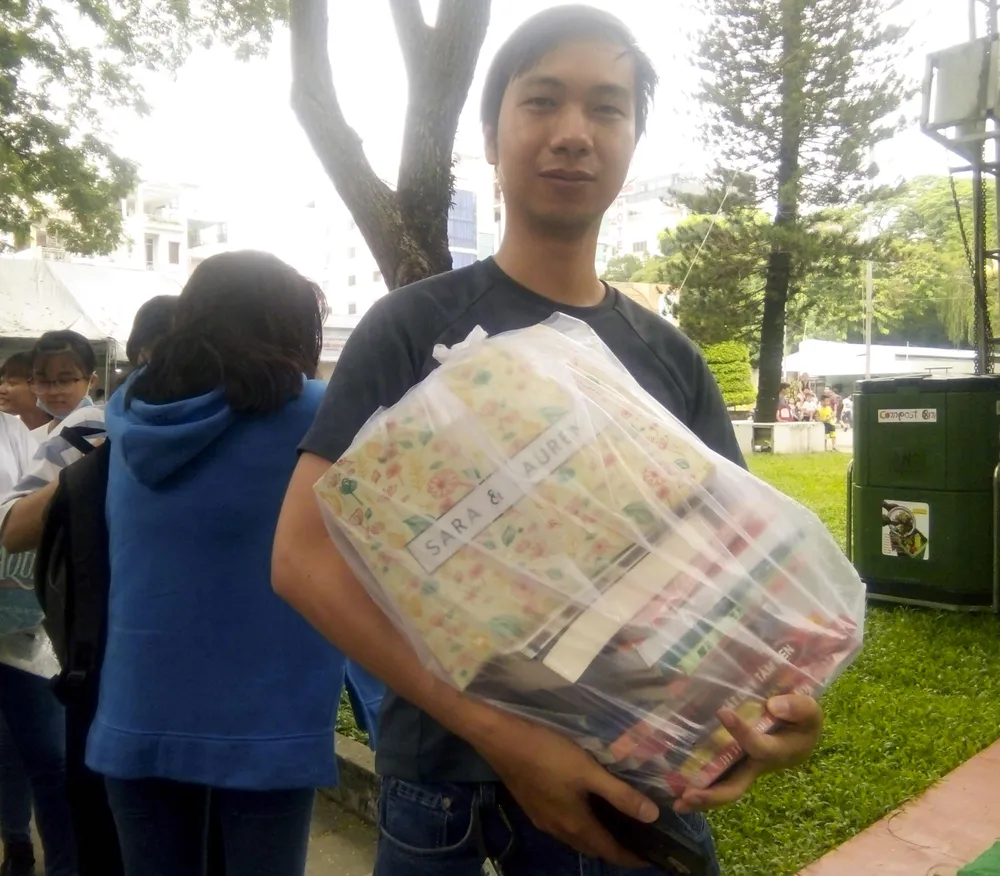 Đổi sách cũ lấy cây xanh tại Ngày hội sống xanh 2019 ảnh 1