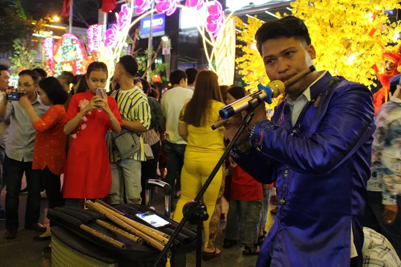 Chiêm ngưỡng màn bắn pháo hoa rực rỡ mừng năm mới Canh Tý 2020 tại TPHCM ảnh 13