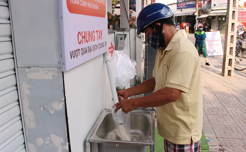 Nhấn chuông để nhận gạo miễn phí 24/24 giờ ảnh 2