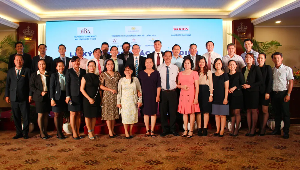 Báo SGGP và khách sạn Rex Sài Gòn đẩy mạnh hợp tác toàn diện ảnh 4