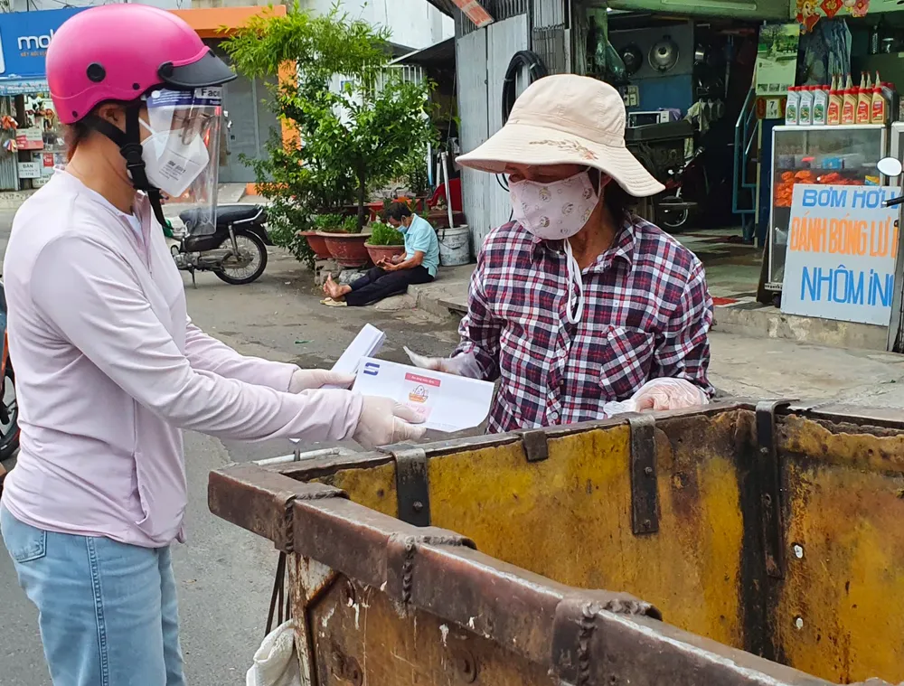 Chút lòng của người xa lạ ảnh 4