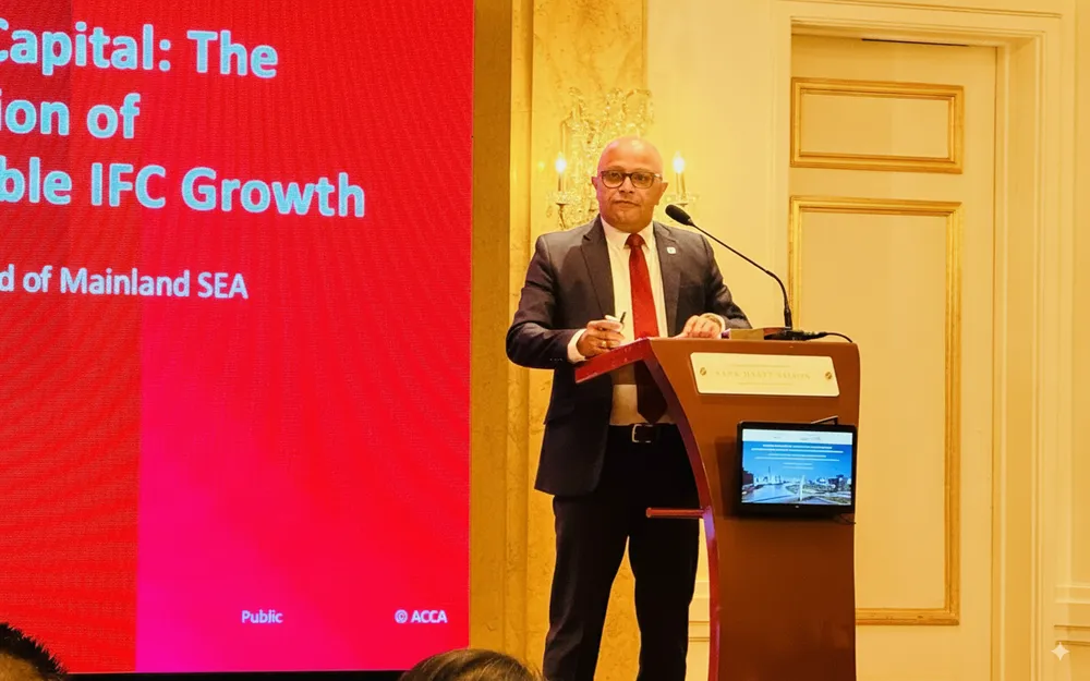 Generated Image September 17, 2025 - 4_08PM.png