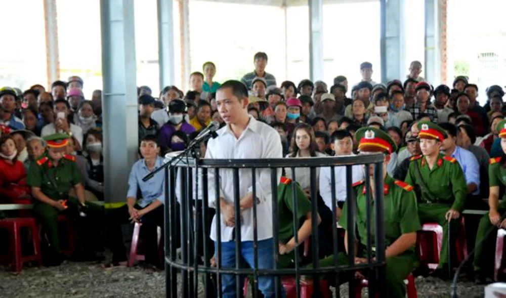 20 năm tù cho kỹ sư cầm súng cướp ngân hàng ở Trà Vinh ảnh 2