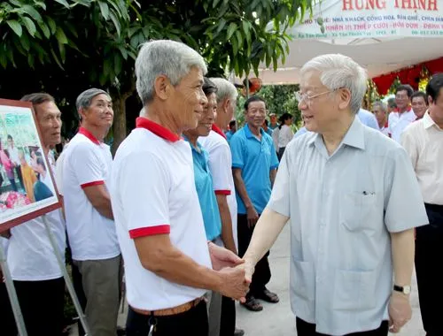 Tổng Bí thư Nguyễn Phú Trọng khen ngợi mô hình “Hội quán” của Đồng Tháp  ảnh 3