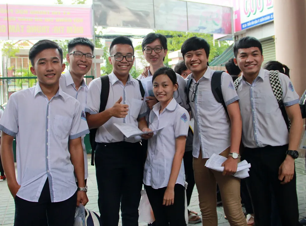 ĐBSCL: Nhiều thí sinh vắng trong ngày thi thứ hai kỳ thi THPT quốc gia ảnh 3