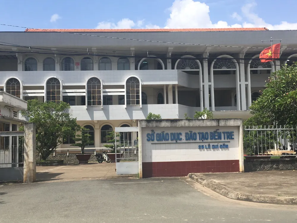 Bến Tre: Chấm thẩm định thi tốt nghiệp THPT trùng khớp 100% ảnh 1