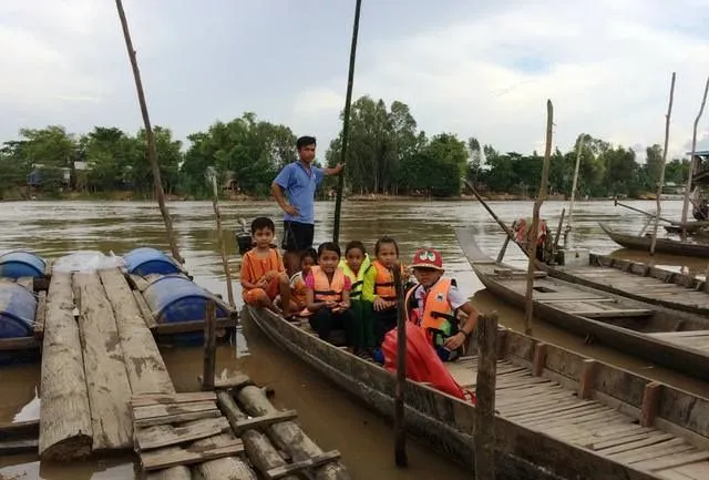 3,9 tỷ đồng học bổng trao cho học sinh nghèo ĐBSCL ảnh 2