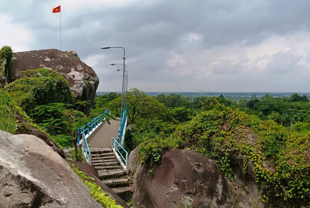 Tôn tạo di tích Đồi Tức Dụp, An Giang ảnh 2