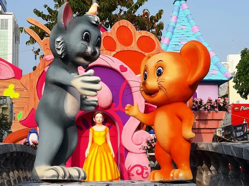 Rực rỡ những đường hoa xuân phục vụ Tết Canh Tý ở ĐBSCL ảnh 5