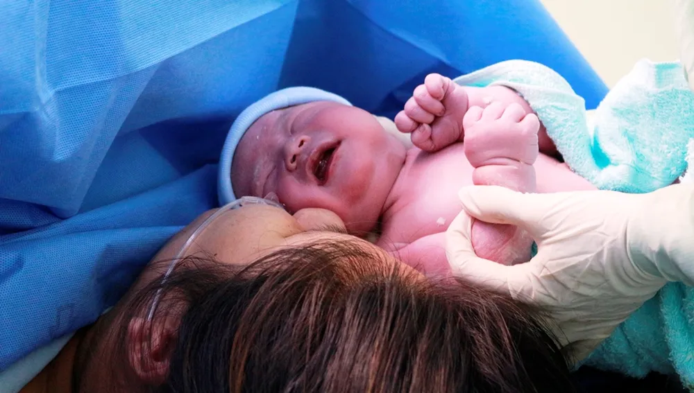 Những "thiên thần nhỏ" chào đời vào thời khắc giao thừa tại Bệnh viện Phụ sản TP Cần Thơ