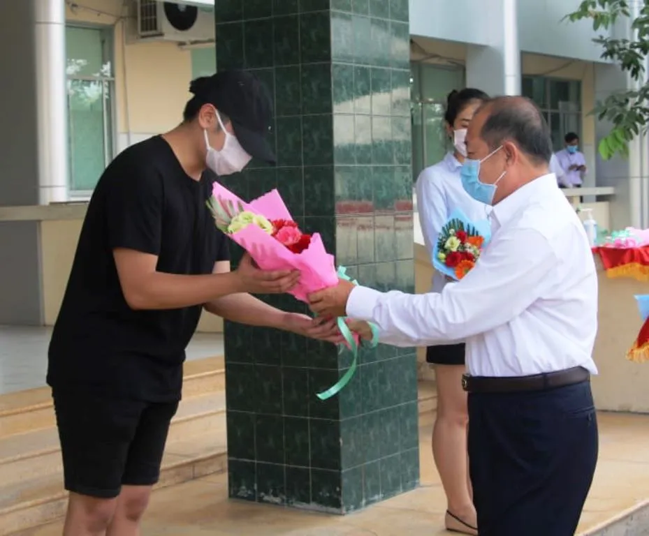 Bốn trường hợp mắc Covid-19 ở Đồng Tháp được xuất viện ảnh 2