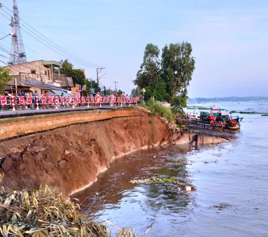 Tổng cục Đường bộ Việt Nam phối hợp với tỉnh An Giang khắc phục sạt lở ảnh 1