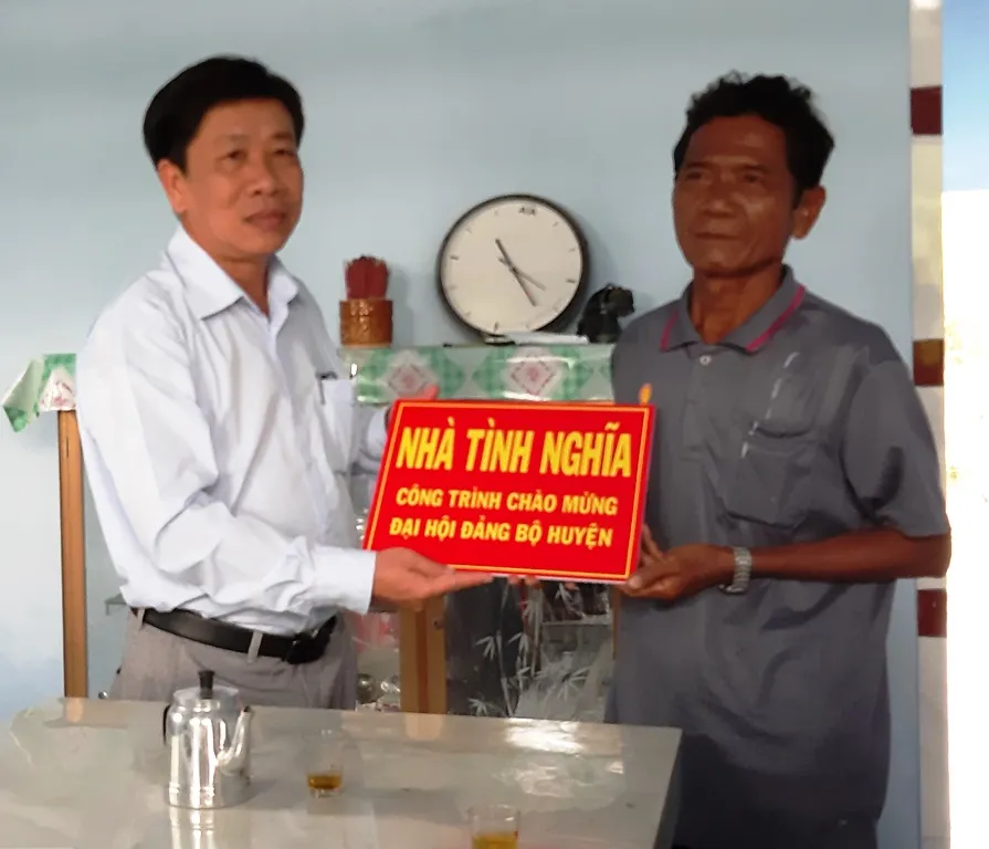Kiên Giang: Hỗ trợ đảng viên các ấp gặp khó khăn về nhà ở  ảnh 2
