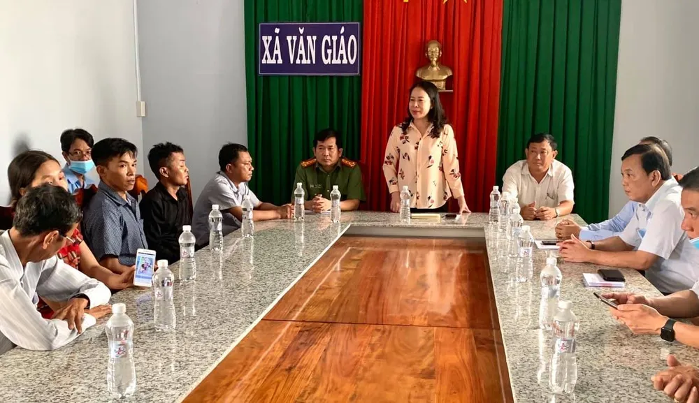 Bí thư Tỉnh ủy An Giang thăm các gia đình có nạn nhân bị đuối nước  ảnh 2