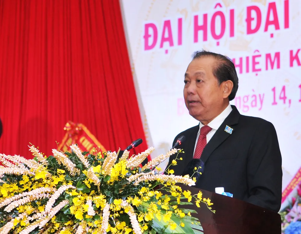 Phó Thủ tướng Thường trực Trương Hòa Bình yêu cầu Bến Tre thực hiện 3 đột phá chiến lược ảnh 1