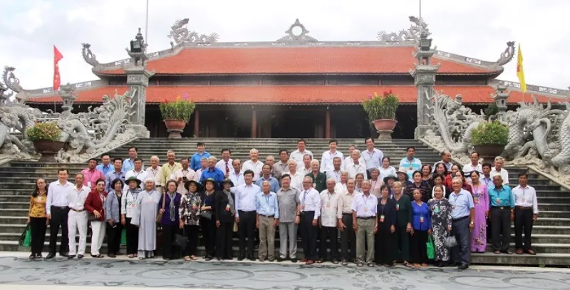 Kỷ niệm 50 năm Ngày thành lập Phân ban Tỉnh ủy Vĩnh Long  ảnh 1